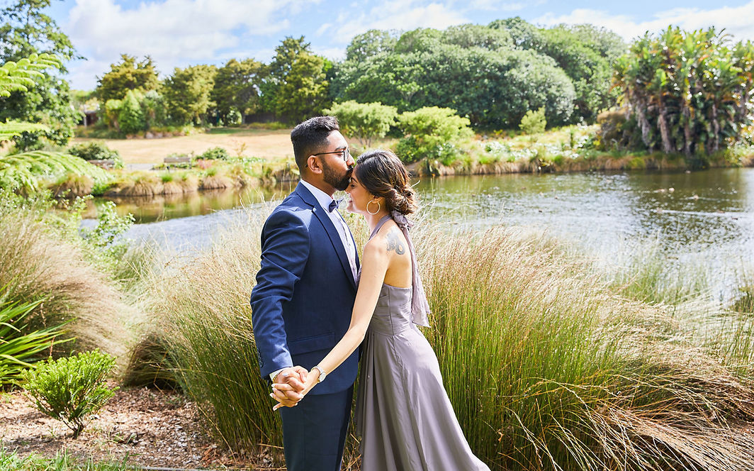 UrvikandPooja-botanic-gardens-wedding-auckland-elopement-photographer-maydream-nz25.jpg