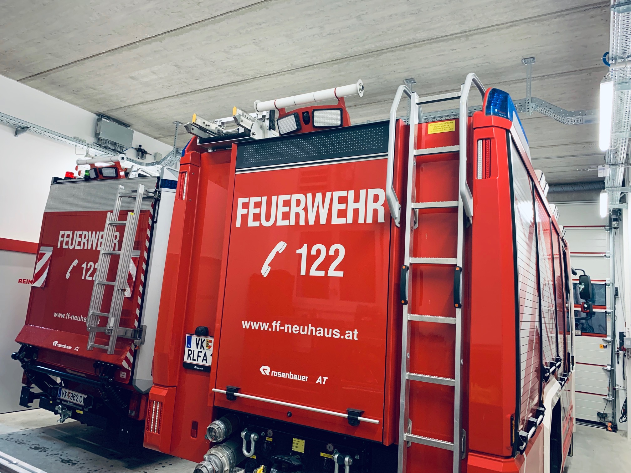 Fahrzeughalle