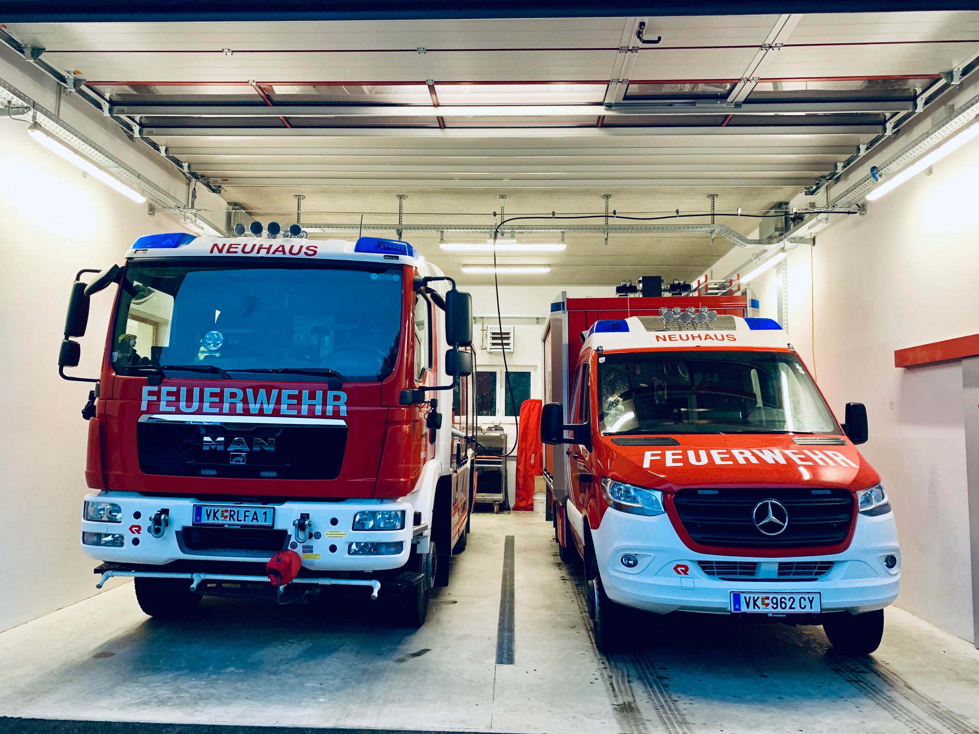 Fahrzeughalle