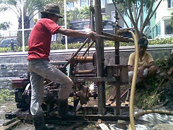 jasa-pengeboran-air-sumur-dalam-di-malang-ahli-pompa-sumur-bor-submersible-di-malang.jpg