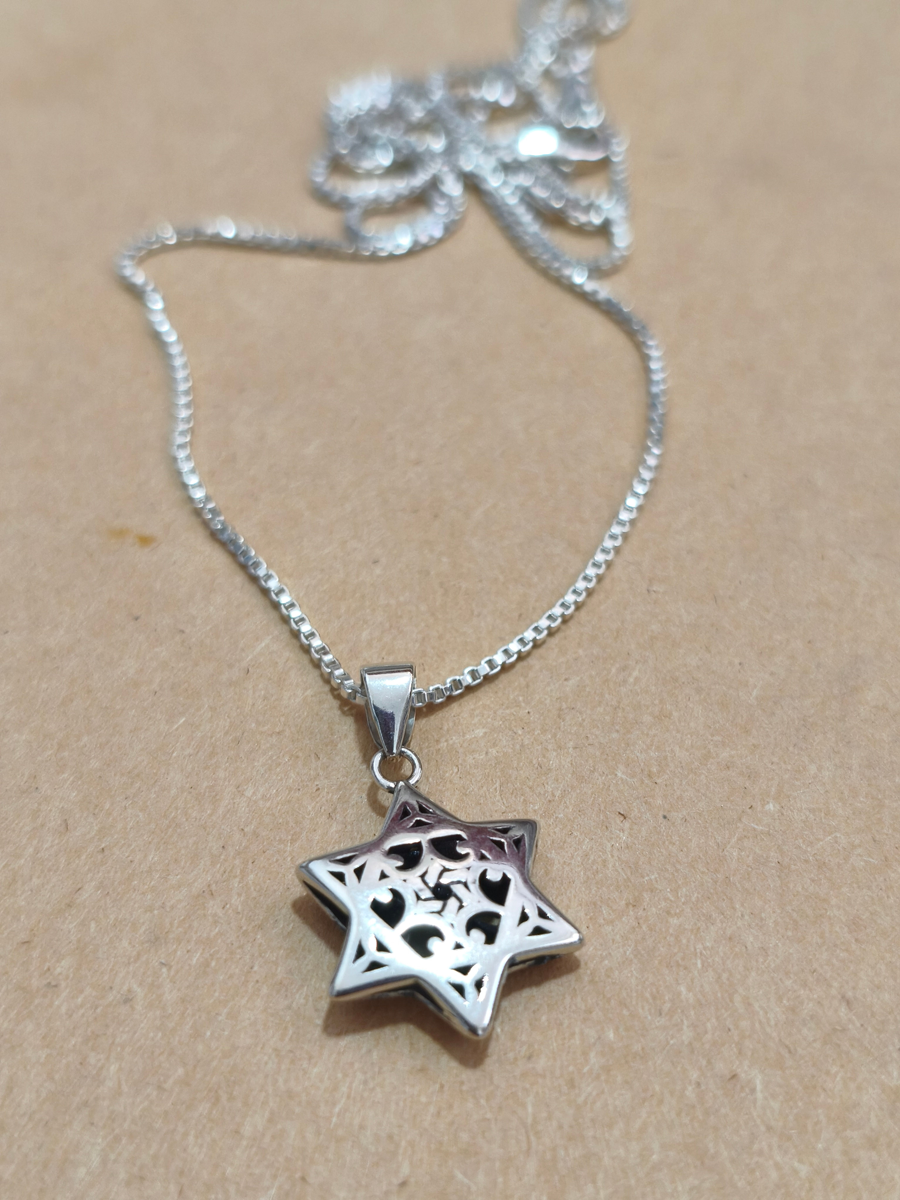 מגן דוד נפוח 