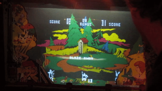 Dog_Patch_Midway_1978_Arcade_Video_Game.gif