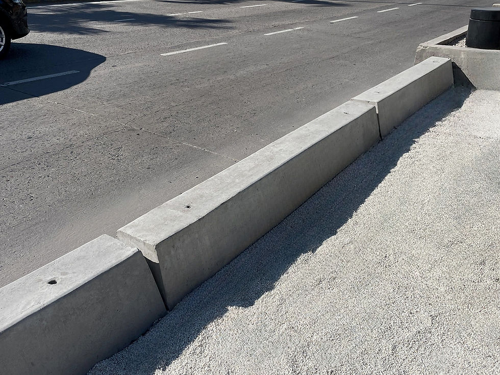 Miniatura: Cordon de estacionamiento Alicante