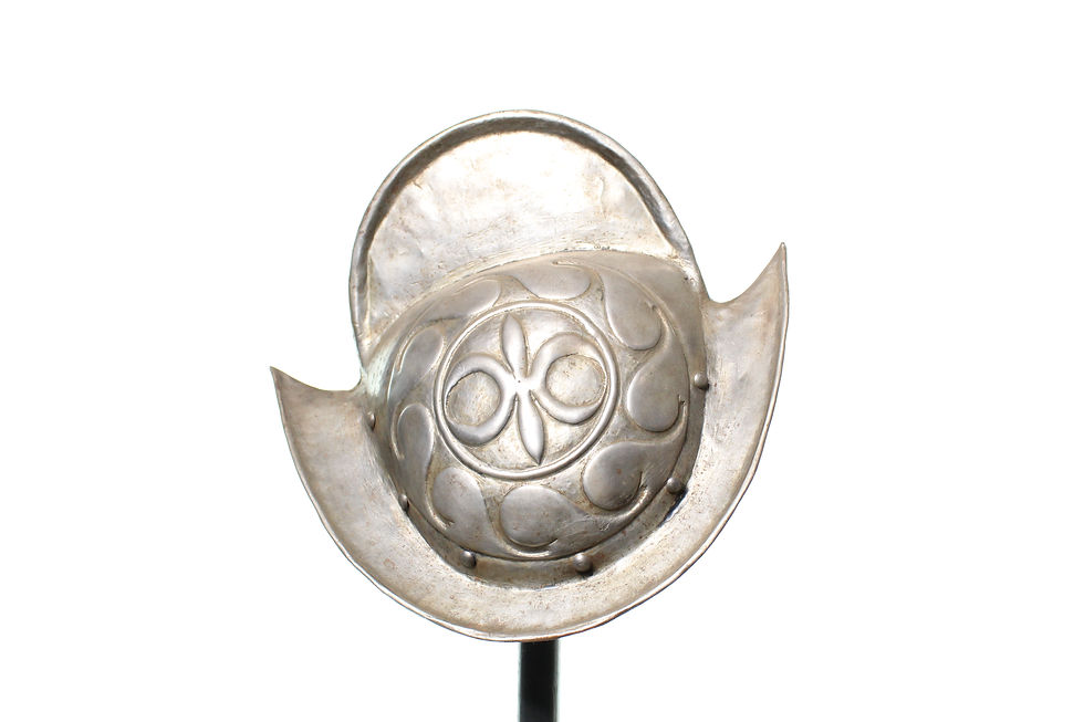 Thumbnail: Embossed Comb Morion