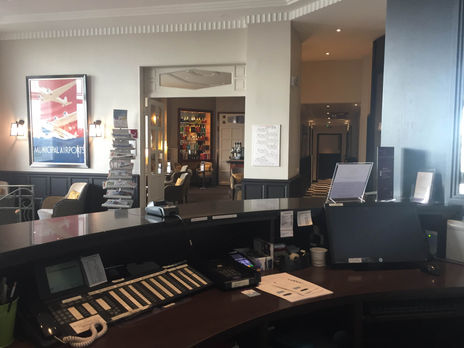 Chloé, diplômée en juin dernier, en poste à l'hôtel 4* Mercure de La baule