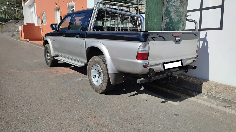 Miniatura: Mitsubishi L200