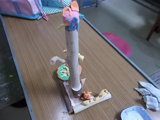 小学1年生の粘土工作