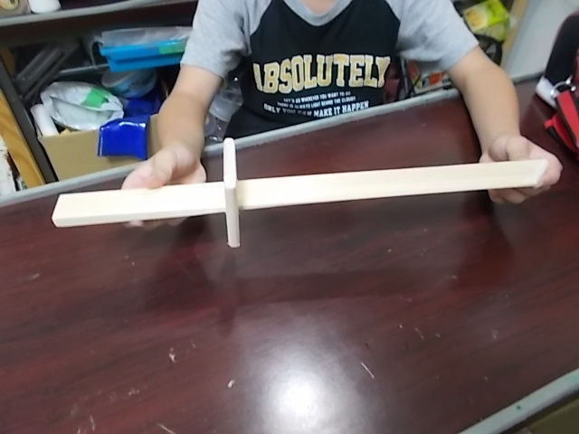 木で刀を作る