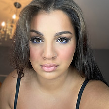 Facetune_03-04-2023-17-32-57.jpeg