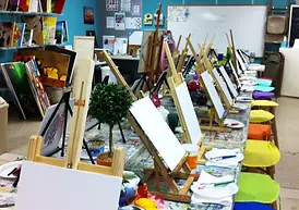 art-classes-with-painter-tracey-marshall-IMG_2488.jpg.webp