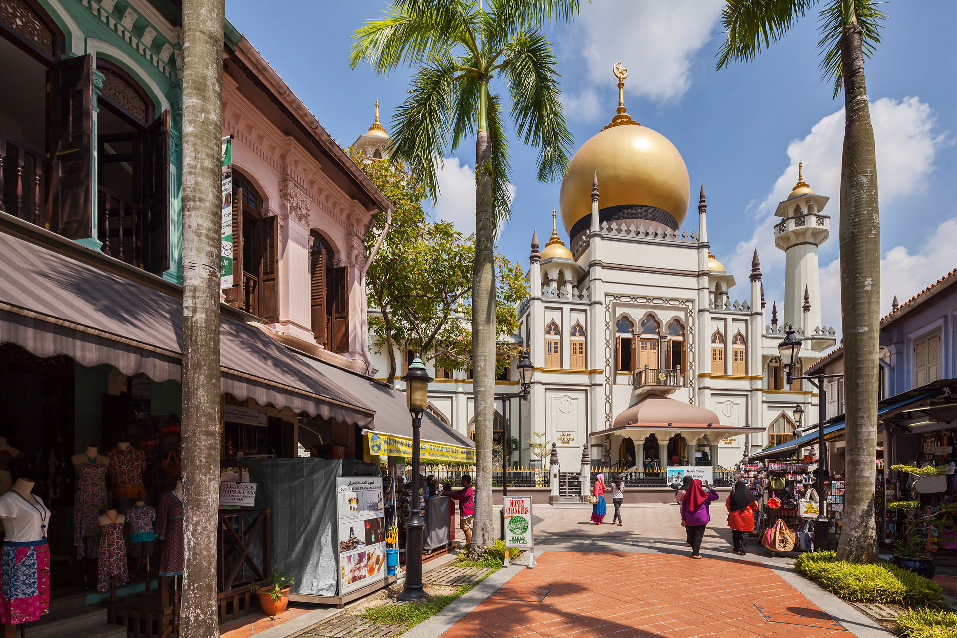 Things to do at Sultan Mosque