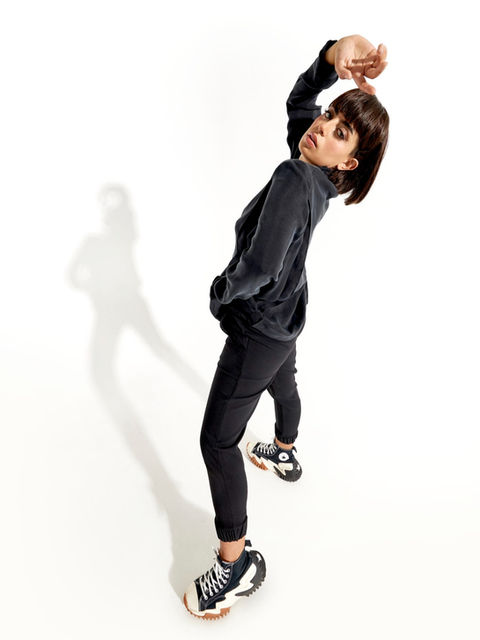 Apostelle_Lookbook_Final_Herzog 45_edited.jpg