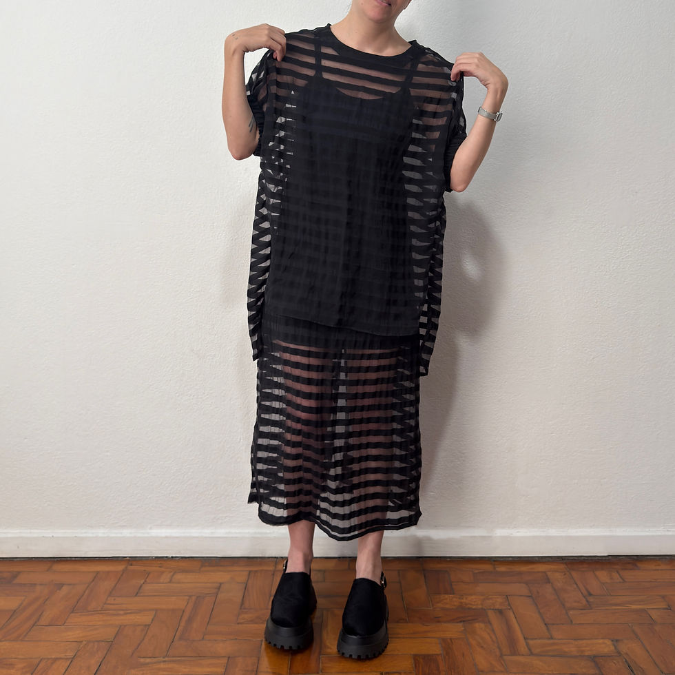 Miniatura: Blusa Brina preta