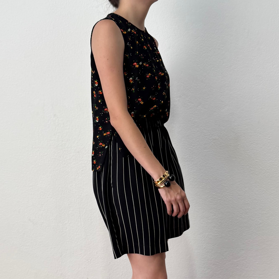 Miniatura: Regata Clara floral preto