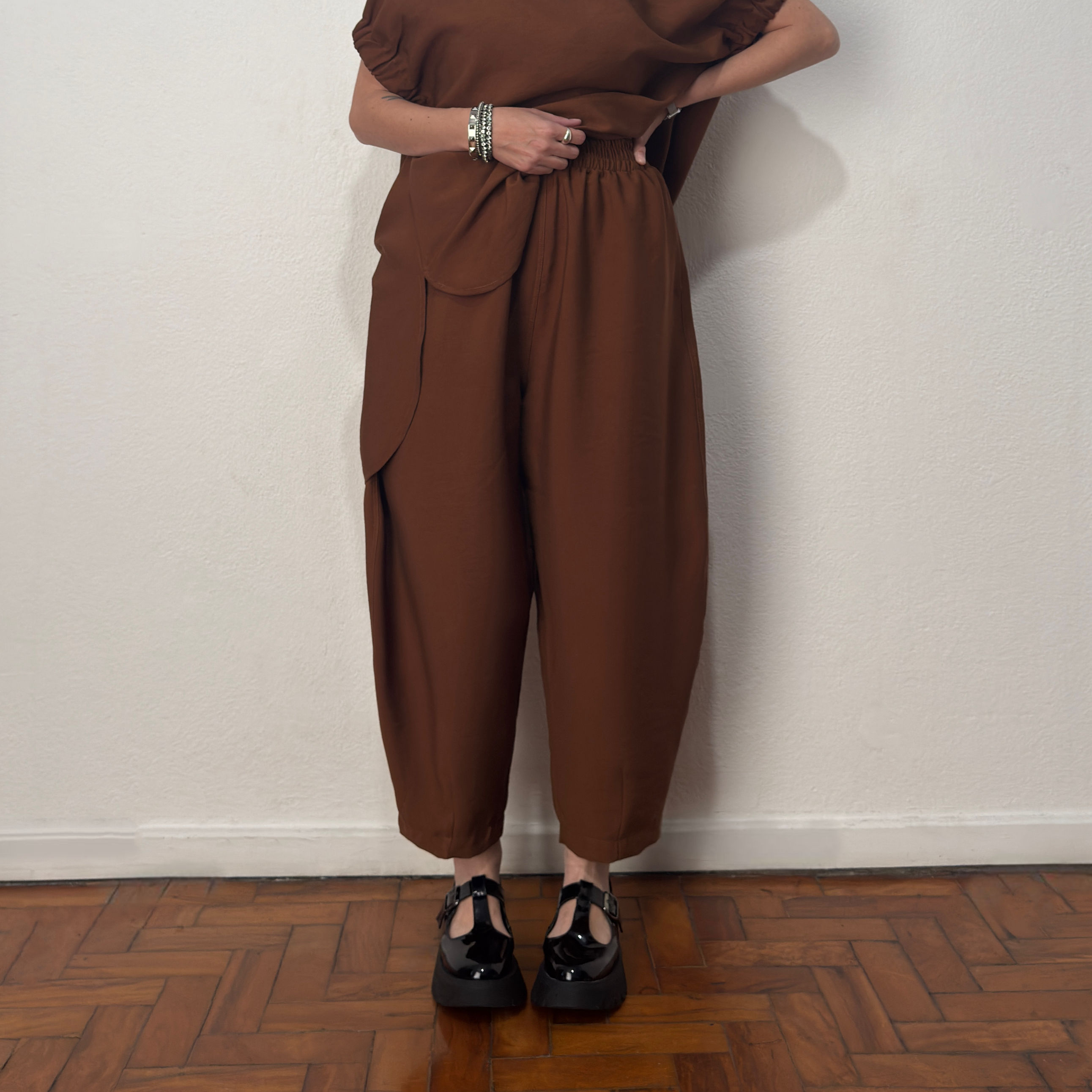 Calça Arlo toffee