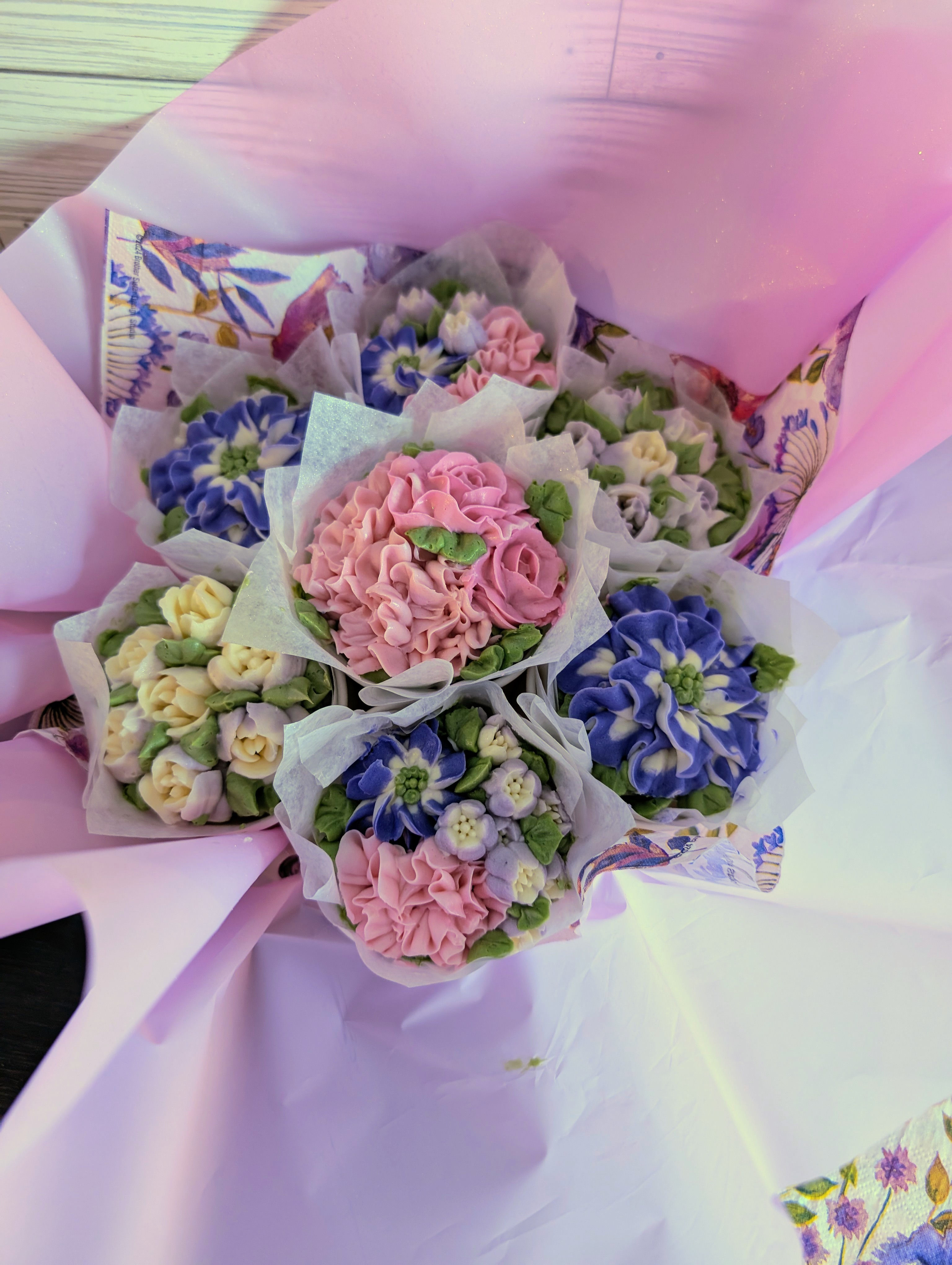 Large Cupcake Bouquet