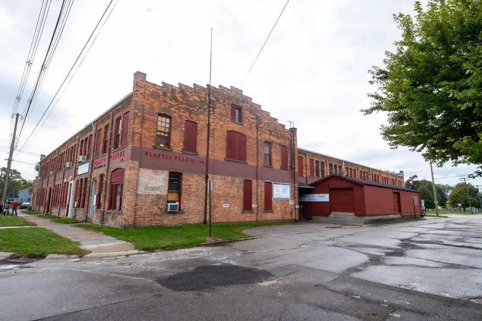 Built in 1907, it produced socks and mittens during both World Wars, employed around 250 people at its peak, and went out of business due to overseas competition. Charles L. Fead, the grandfather of Fead, later re-acquired the mill and established Plastic Plaque Products in the 1960s. This company produced plastic emblems and letters for concrete burial vault decoration.