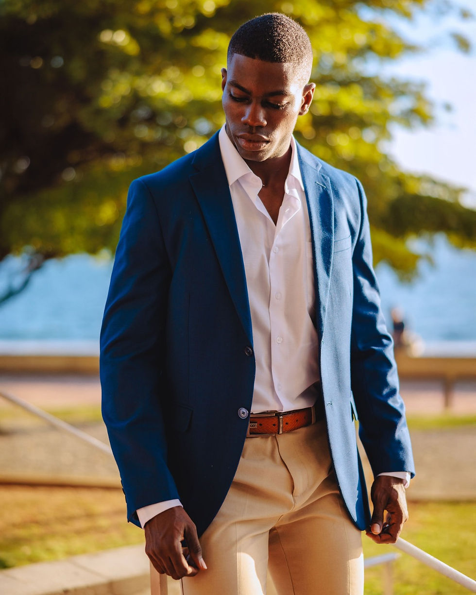 VH Suit Outdoors