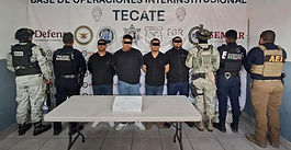 ASEGURAN A CUATRO PERSONAS TRAS OPERATIVO EN ZONA RÍO DE TECATE