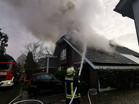 Brand in Büdericher Wohnhaus