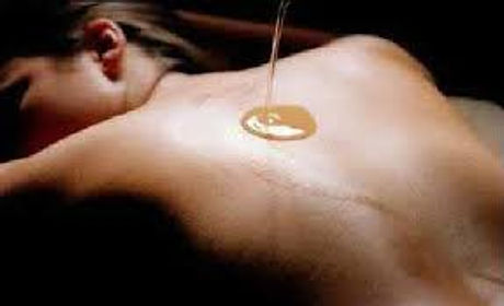 massage aux huiles chaude.jpg