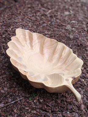 קערת עץ מעוצבת 