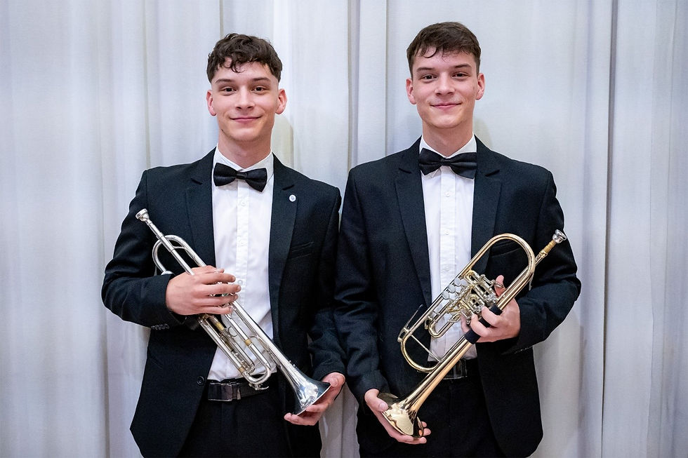 A Széchenyi István Egyetem hallgatói, Erdélyi László és Erdélyi Máté értékes díjakat szereztek a debreceni Rézfúvós és Ütőhangszeres Találkozón. (Fotó: Adorján András)