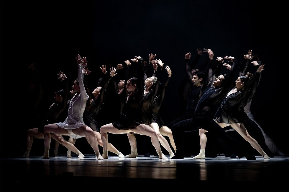 A hallgatók munkájának minden eleme illeszkedik Szőllősi Krisztina koreográfiájához (Fotó: Adorján András)