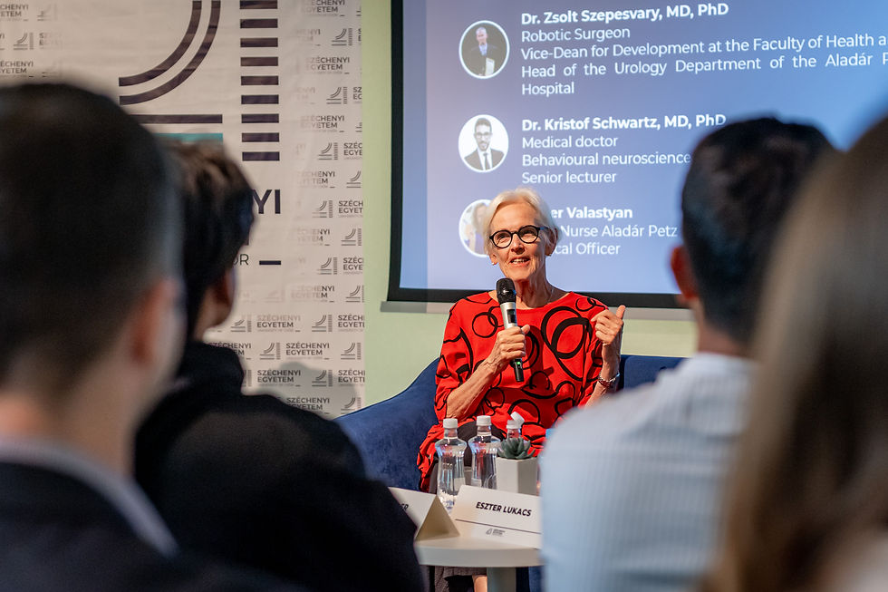 Dr. Carol Bender, az Arizonai Egyetem professzora, a Széchenyi István Egyetem Fulbright-ösztöndíjas vendégprofesszora (Fotó: Adorján András)