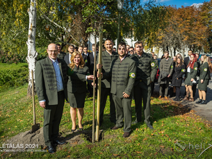 Ma is élteti a valétálás hagyományát a Széchenyi István Egyetem megújult mosonmagyaróvári kara