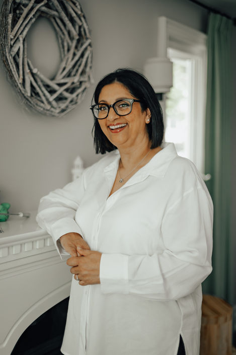 Branding images for Lynne P.