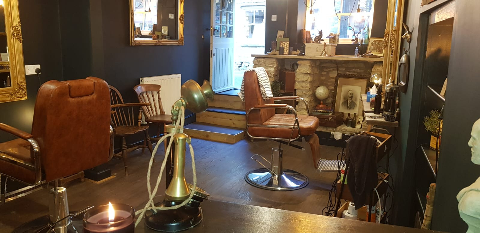 The Old Town Barbers Stow On The Wold Cheltenham England United Kingdom the-old-town-barbers-stow-on-the-wold-cheltenham-england-united-kingdom