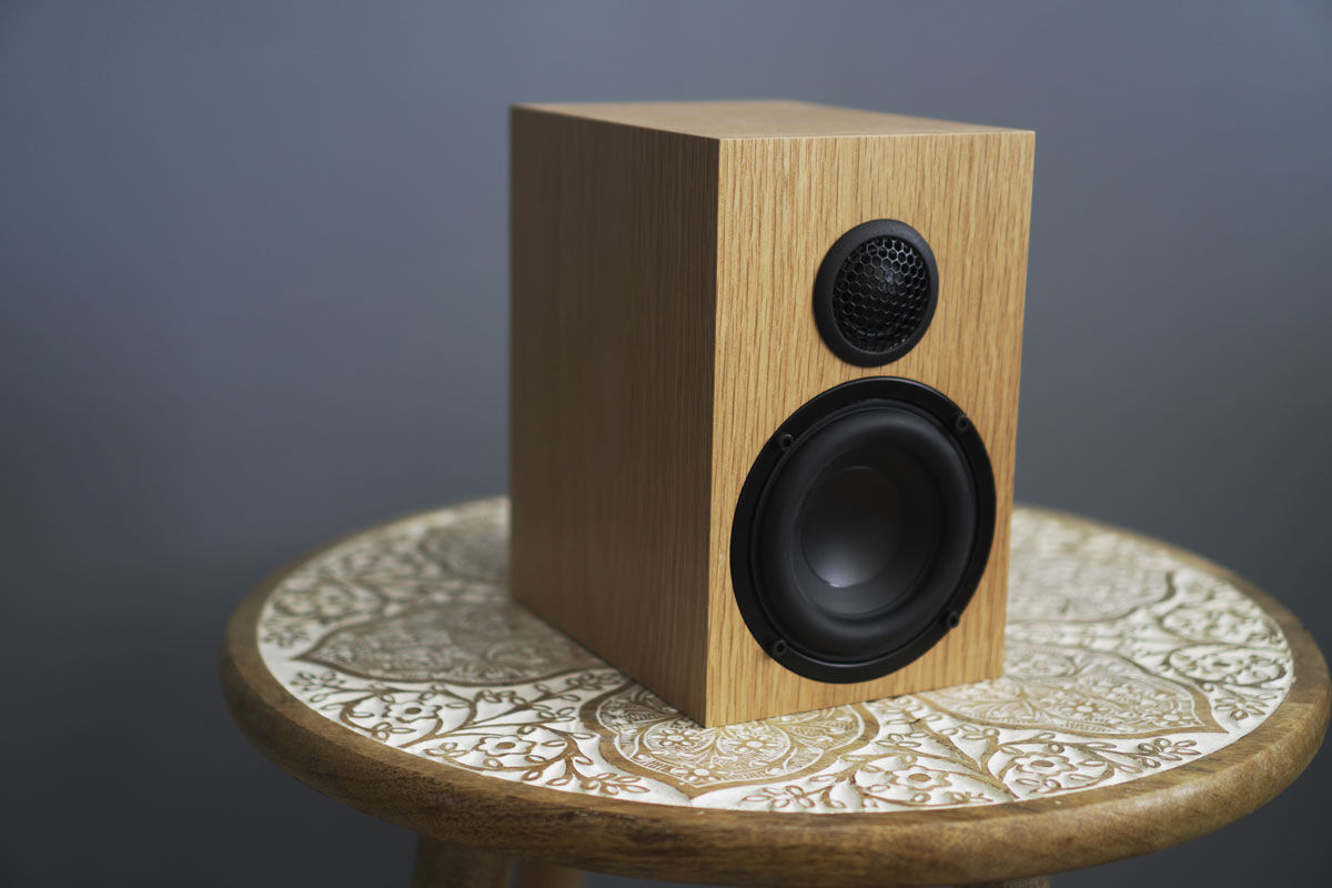 Ophidian Minimo 2 | ohne Stands | Oak | Walnut