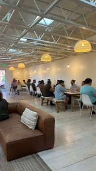 Ditch the Swipes, Embrace the Spark: Why Speed Dating Outperforms Dating Apps