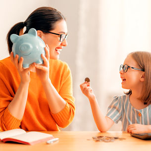 A educação financeira para crianças tende a ajudá-las a desenvolver disciplina e prioridade; evitar problemas financeiros e a tomar decisões mais sábias;  desenvolver a consciência financeira e a capacidade de alcançar objetivos.