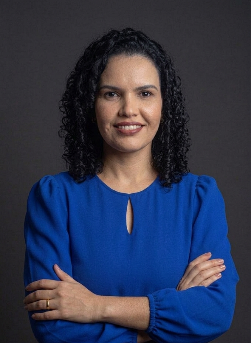 thais fortes dsa oficial_edited.jpg