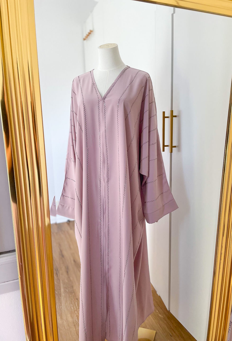 Robe abaya dubaï soie de medine , beige strass, tenue Ramadan Eid femme