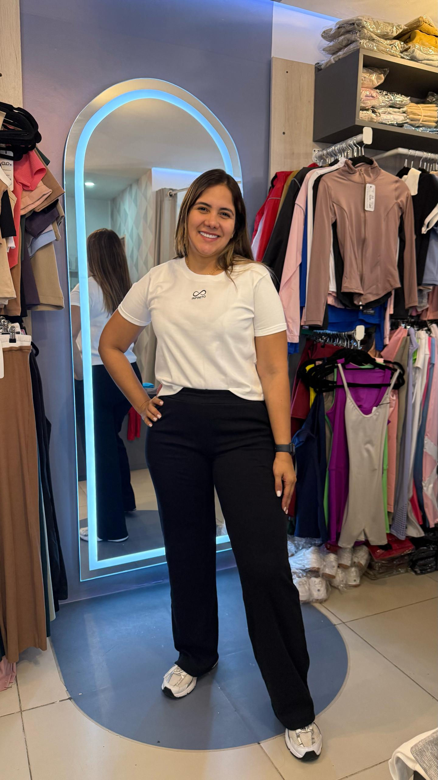 Set pant negro comfy blusa infinito blanca S/M y M/L