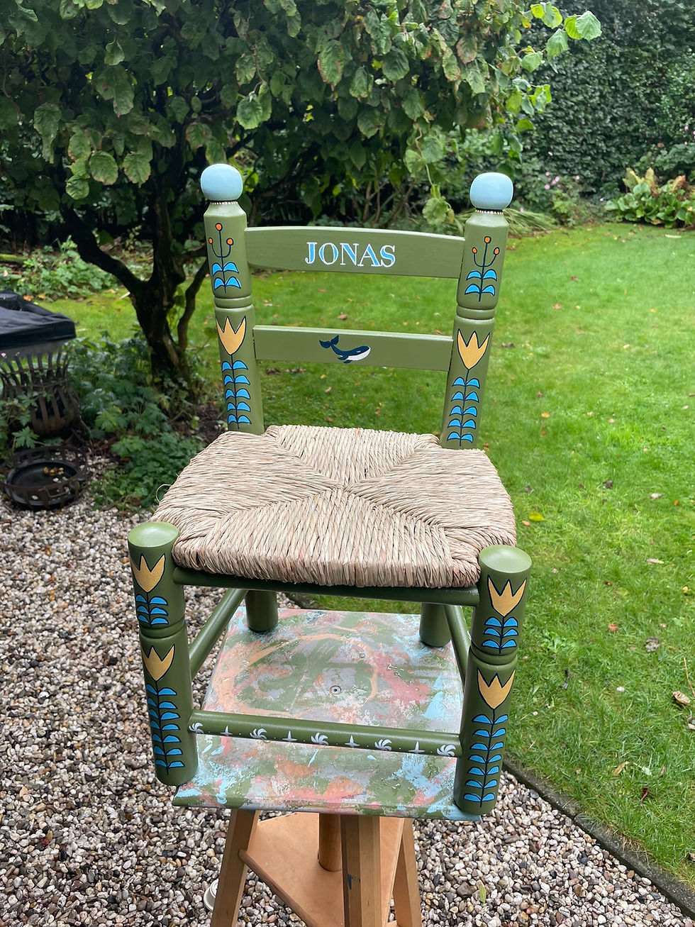 Thumbnail: Houten kinderstoeltje - ontwerp 'Julius'