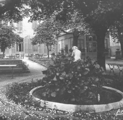 jardin du chateau.jpg