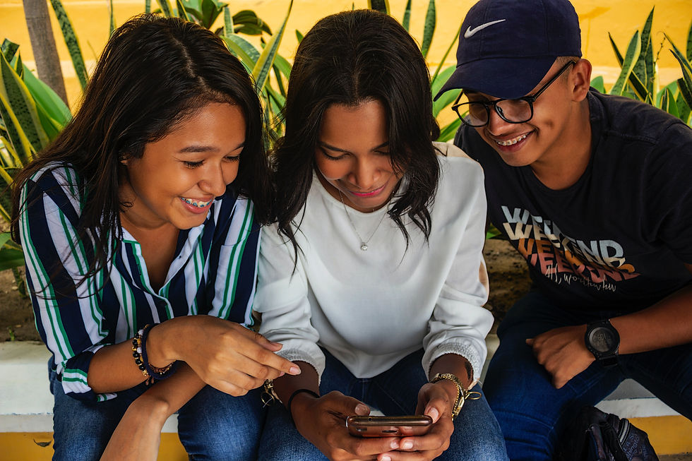4 Healthy Tips for Managing Family Relationships