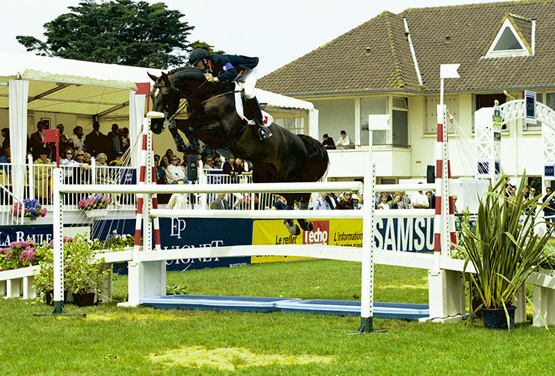 Gilles Bertran de Balanda ganando el Gran Premio de La Baule con Crocus Graverie