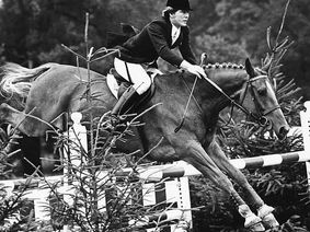 Eddie Macken con Pele en el Mundial de Hickstead 74