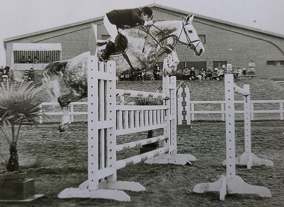 Karielle saltando: la madre de Dollar du Murier