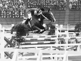 Peter Robeson con Firecrest ganando un bronce olímpico individual