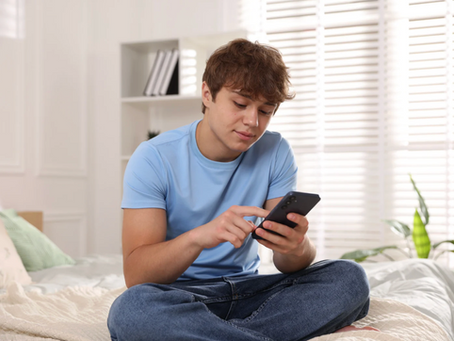 IT-Wallet, diploma e iscrizione scolastica direttamente sull’app IO: come funzioneranno e cosa cambia per scuole, studenti e famiglie