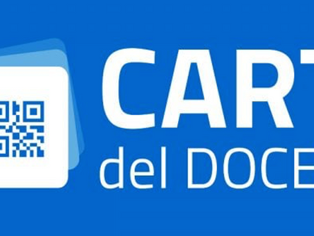 Carta del docente, dal 2025/26 cambia la data di accredito. Importo ridotto a 400 euro. Prospettive future: includere anche il personale ATA