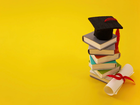 Diplomi "facili" in due scuole paritarie del Casertano, scatta il sequestro: nove indagati. Valditara: “Lo Stato deve essere inflessibile”