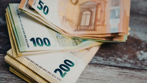 Arretrati docenti: nel 2026 pagamenti fino a 2.261 euro lordi con tassazione separata. Ecco la tabella 