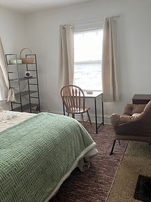 room for rent in La Grange Illinois for medical professionals and Argonne National Laboratory Guest House
